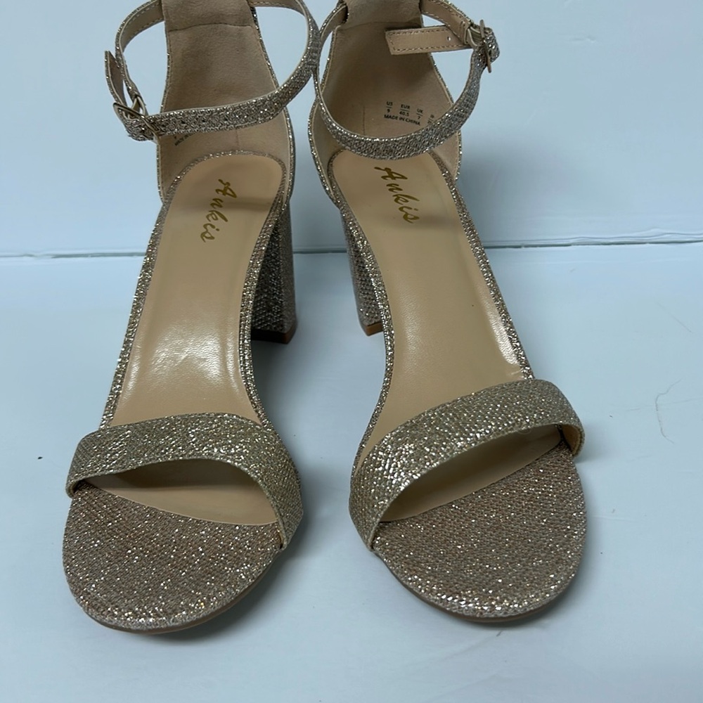 Women, casual heels